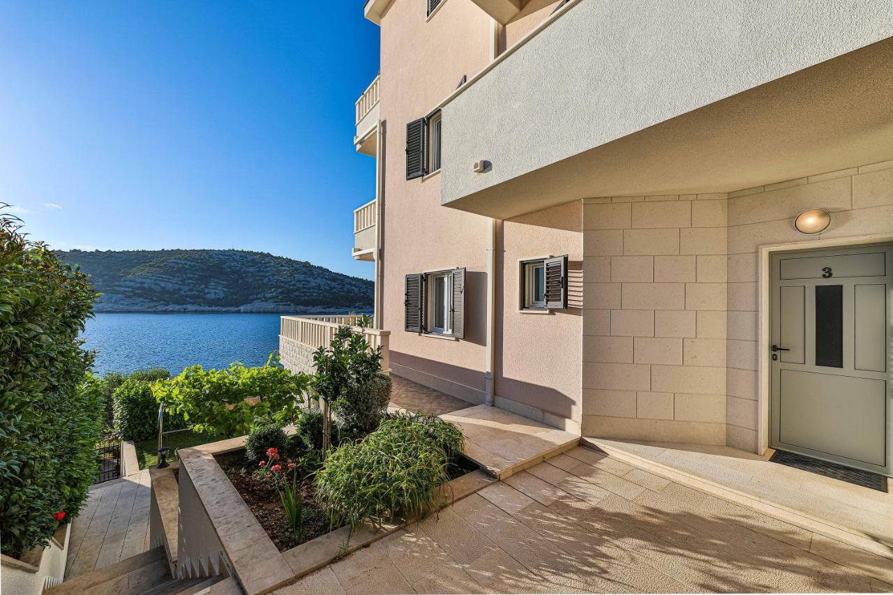 Rajcic Apartments Rogoznica  Dış mekan fotoğraf