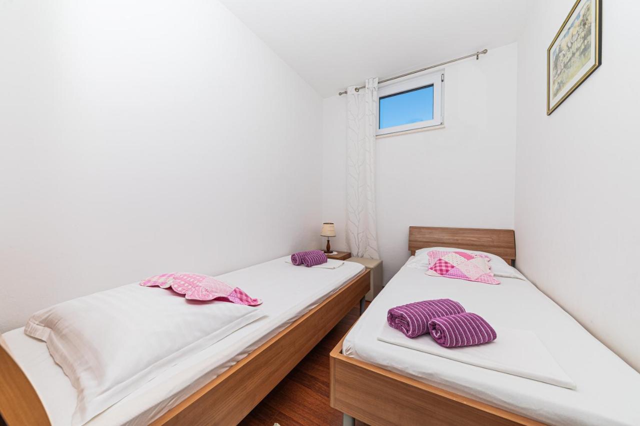 Rajcic Apartments Rogoznica  Dış mekan fotoğraf
