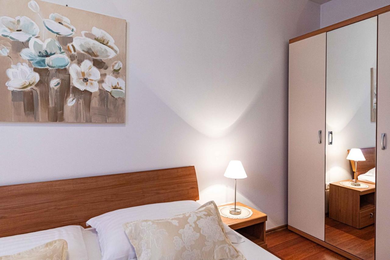 Rajcic Apartments Rogoznica  Dış mekan fotoğraf