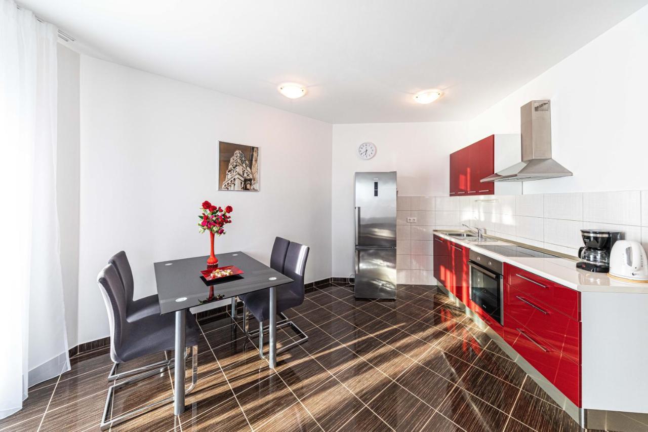 Rajcic Apartments Rogoznica  Dış mekan fotoğraf