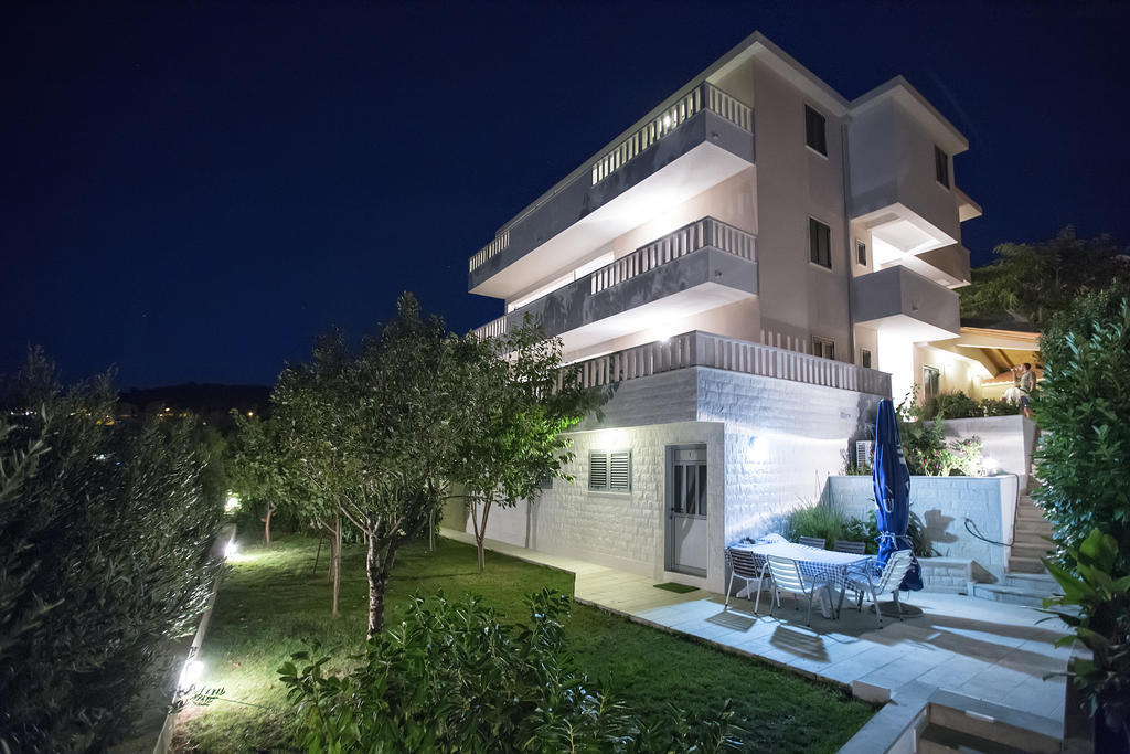 Rajcic Apartments Rogoznica  Dış mekan fotoğraf